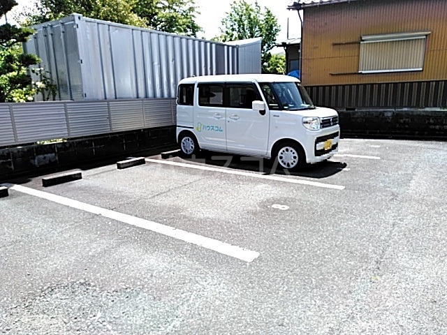 2/8 駐車場