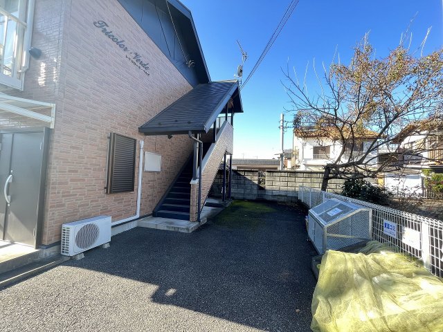 21/30 エントランス