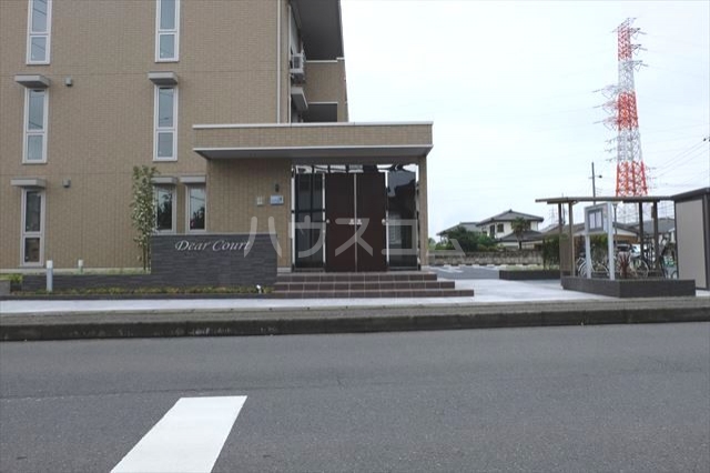 16/25 エントランス