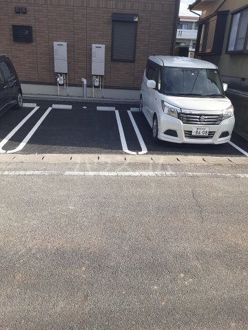 21/30 駐車場