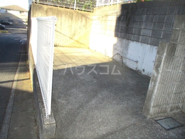 17/19 駐車場