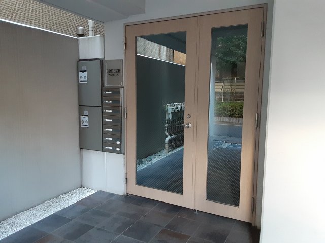 2/6 エントランス