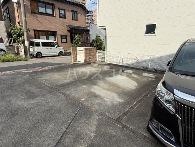 3/4 駐車場