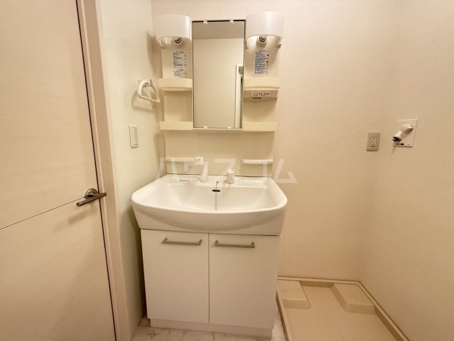18/30 洗面