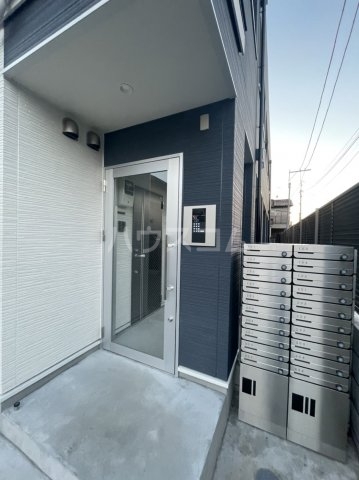 20/29 エントランス