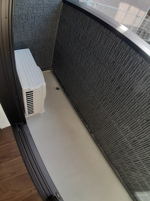 17/28 バルコニー