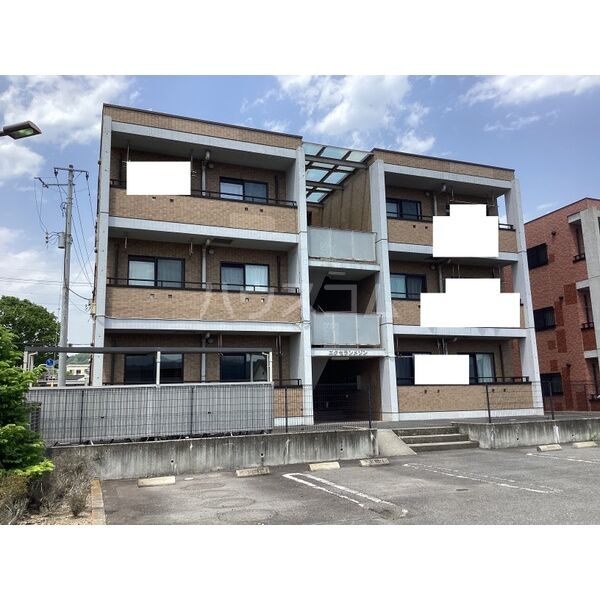 18/19 駐車場