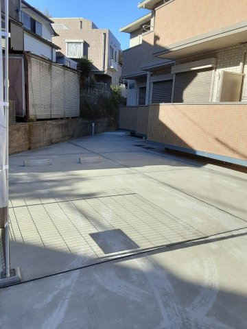 18/29 駐車場