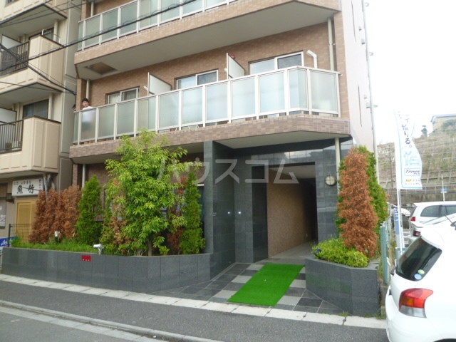 2/10 エントランス