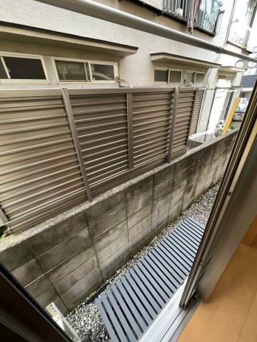 20/30 バルコニー