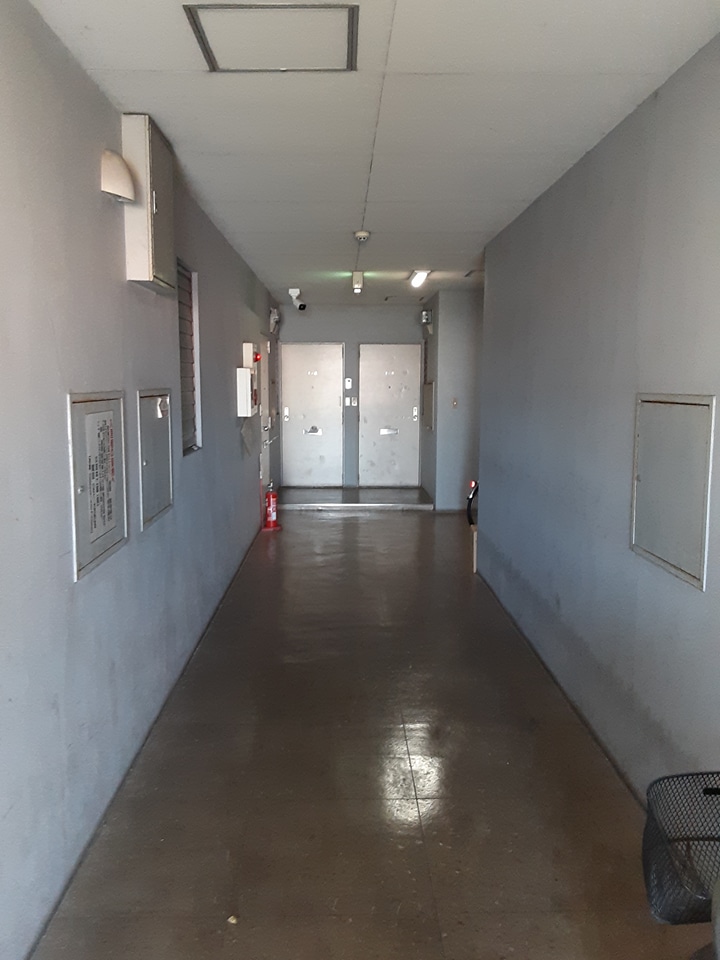 小古曽久志本ビルロビー