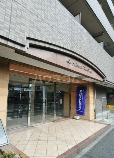 18/27 エントランス