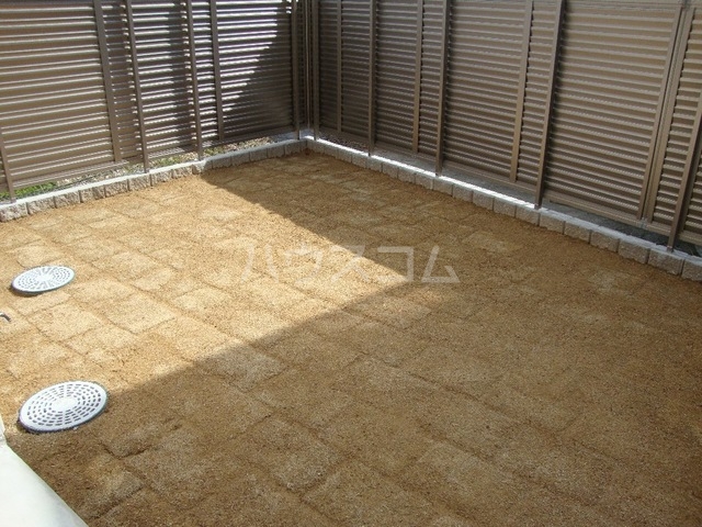 14/22 バルコニー