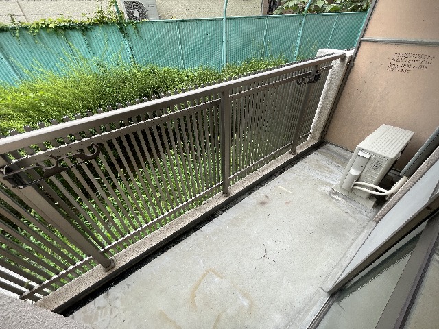 19/30 バルコニー