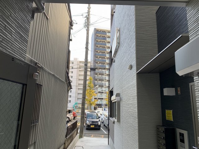 22/28 駐車場