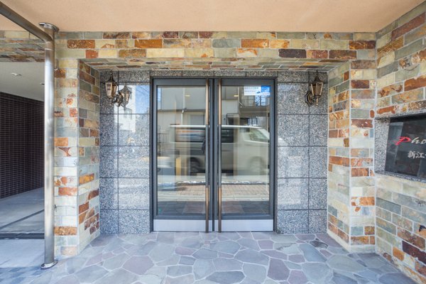 1/8 エントランス