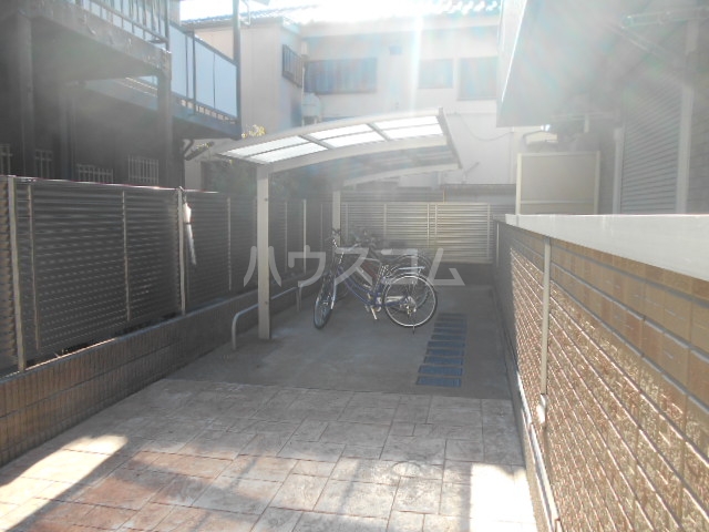 21/24 エントランス