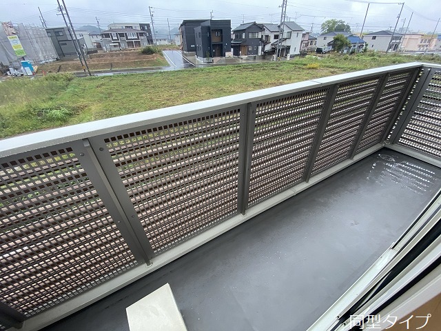 19/30 バルコニー