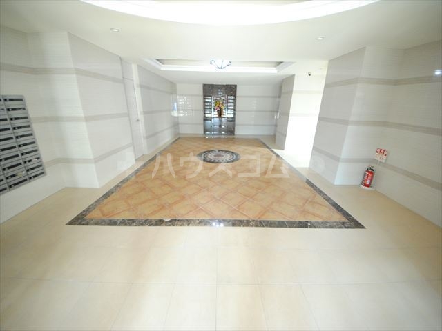 16/24 エントランス