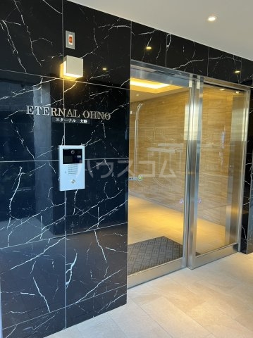 14/19 エントランス