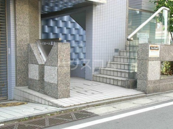 13/24 エントランス