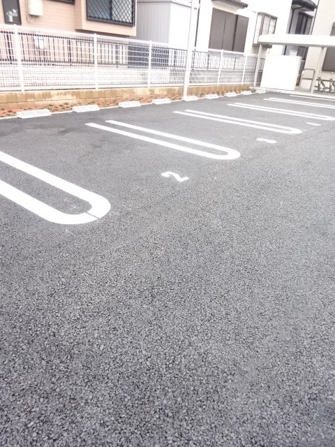 14/20 駐車場
