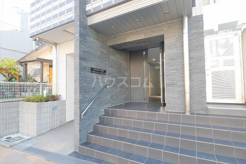 19/28 エントランス