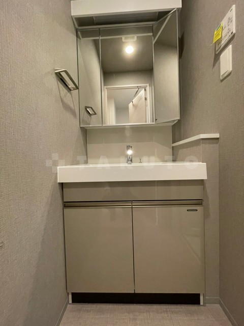 14/28 洗面
