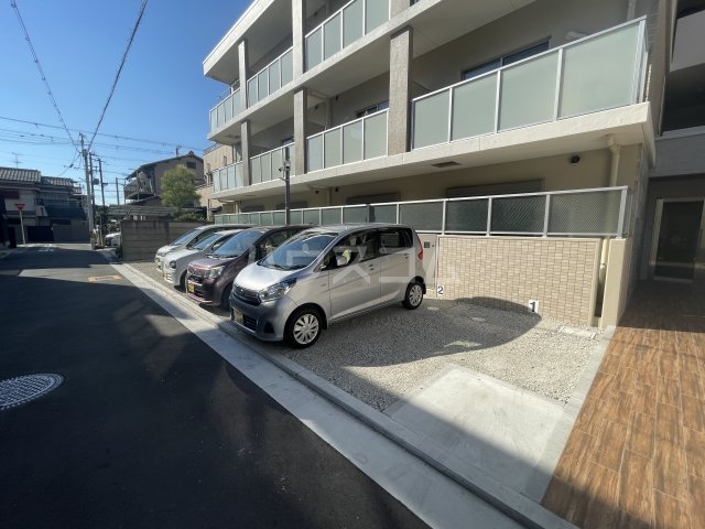 28/30 駐車場