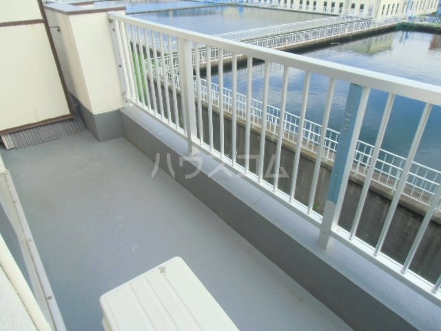 20/30 バルコニー