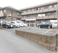2/2 駐車場