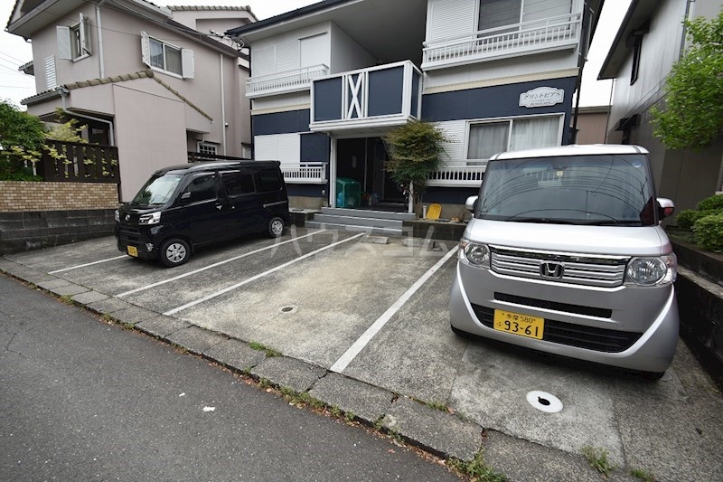 19/29 駐車場