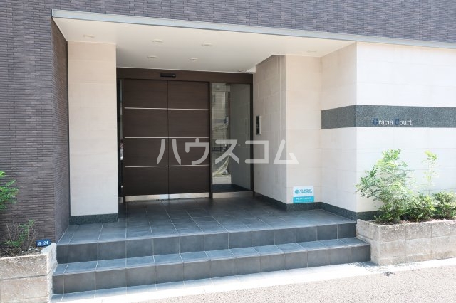 16/22 エントランス