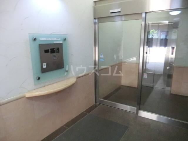 29/30 エントランス