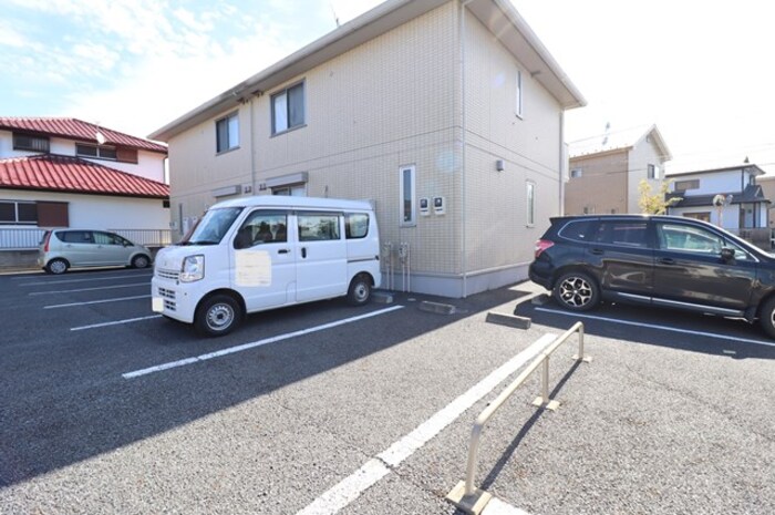 18/19 駐車場