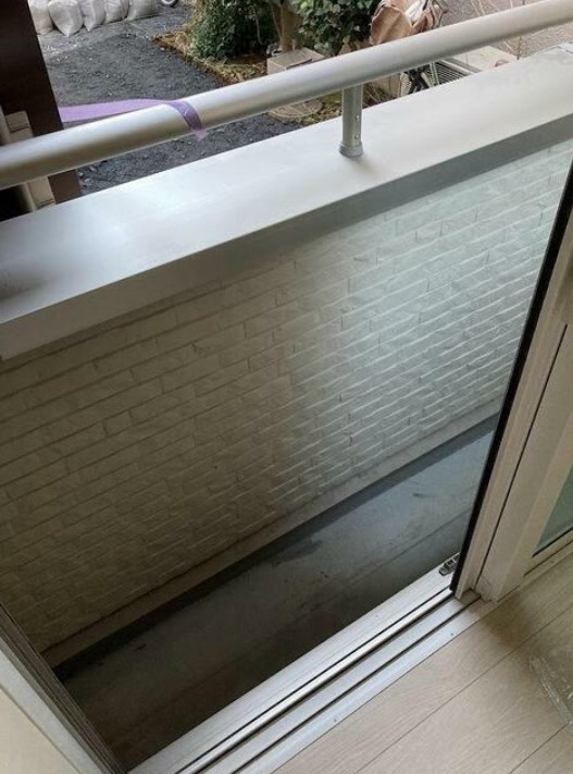 14/23 バルコニー