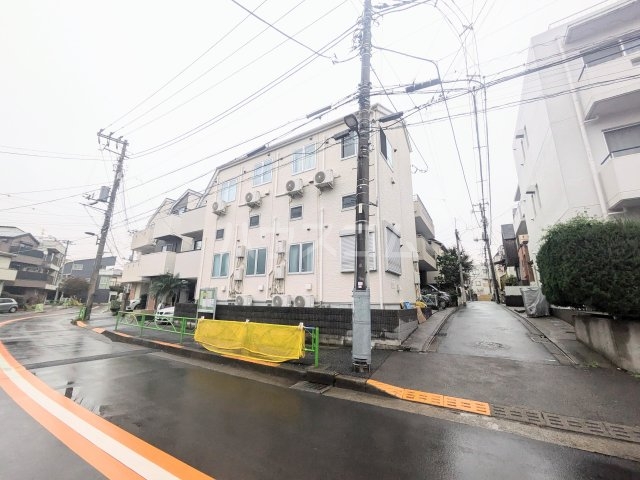 2/30 外観