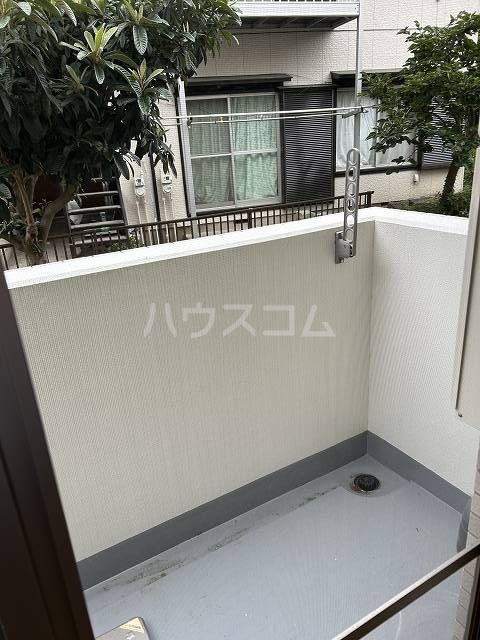 21/30 バルコニー