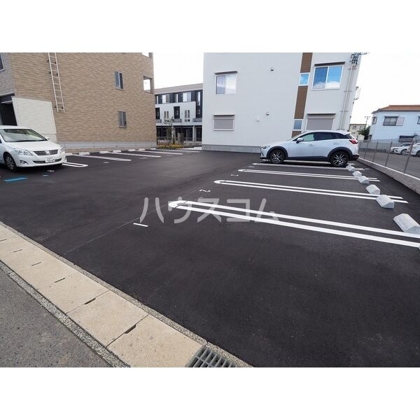 15/23 駐車場