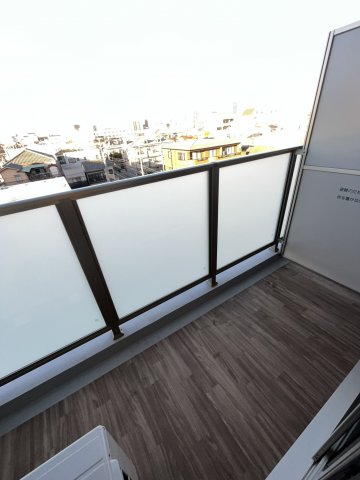 21/30 バルコニー