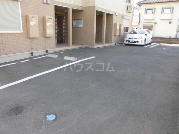 21/24 駐車場