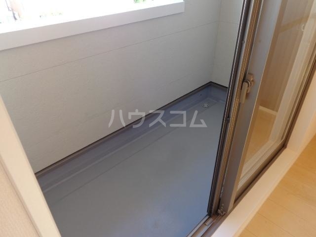 16/27 バルコニー