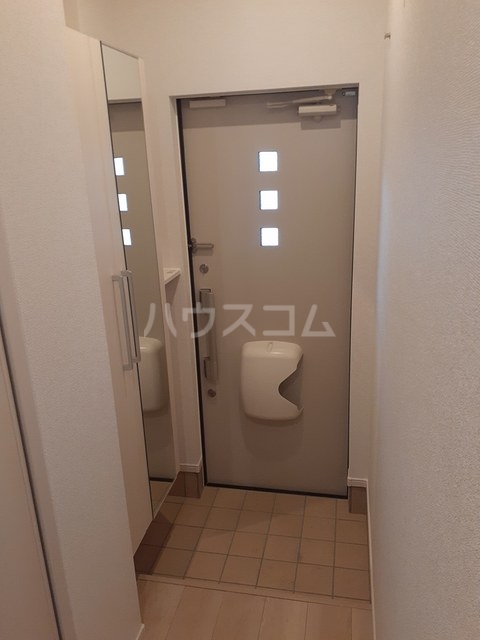 7/22 玄関