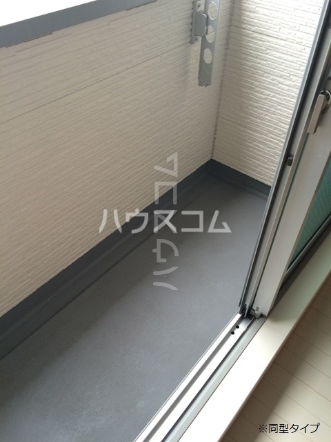 16/25 バルコニー