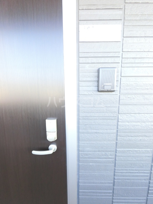 18/19 エントランス