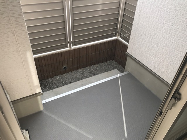 20/30 バルコニー