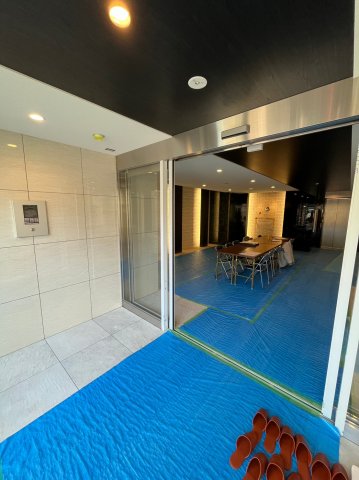 22/30 エントランス