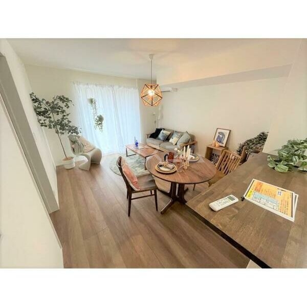 8/22 リビング/ダイニング