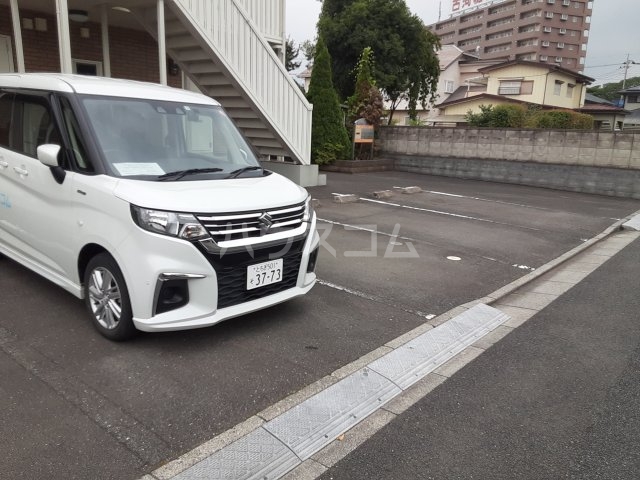 20/27 駐車場