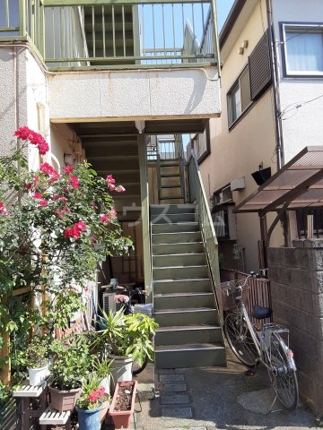 3/4 エントランス